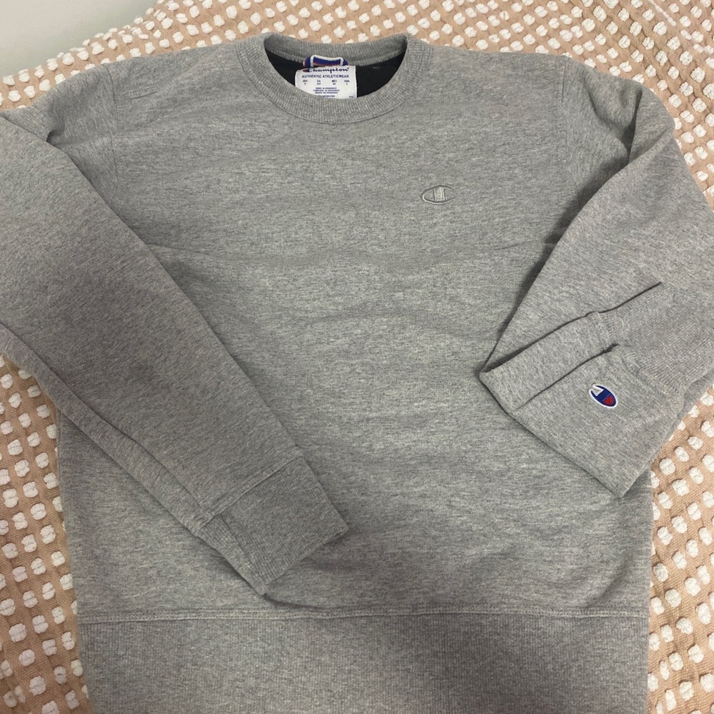 champion crewneck ⚡️